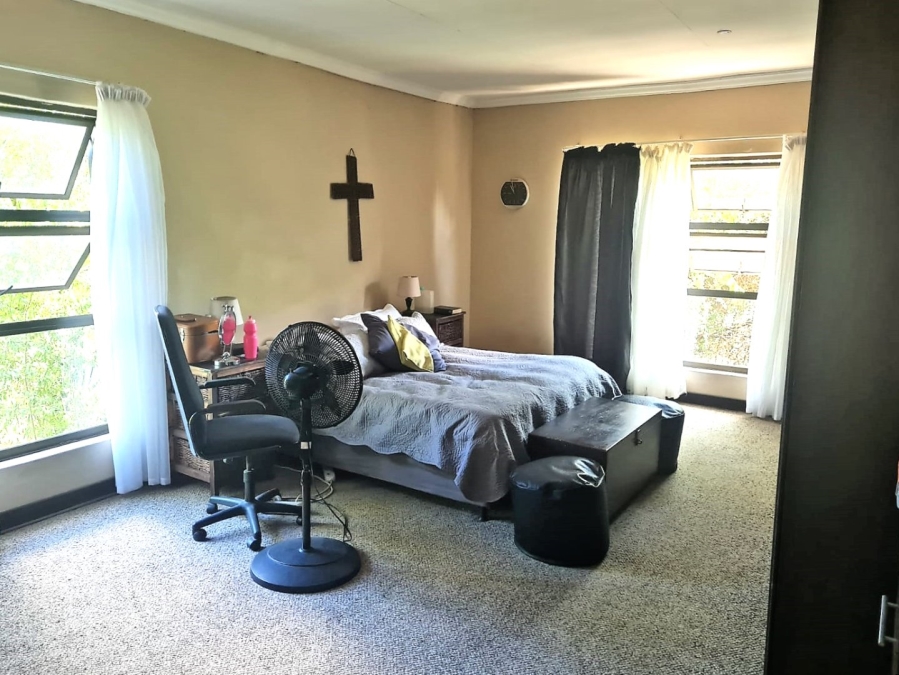 4 Bedroom Property for Sale in Universitas Free State